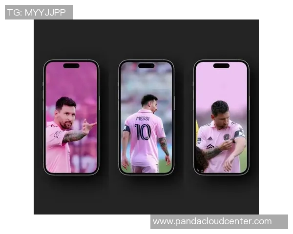 足球明星手捧玫瑰展现温柔一面 情感与力量的完美融合